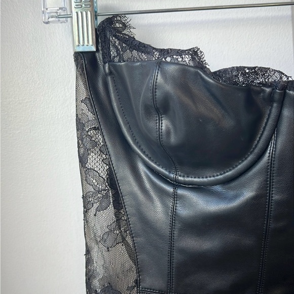 NWT Michael Costello Revolve Sadie Strapless Mini Dress Lace Faux Leather Black - Picture 2 of 5